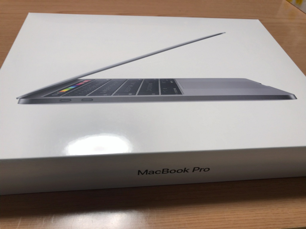 MacBook Pro 13】注文から届くまでを細かく追ってみる【ローンで購入 